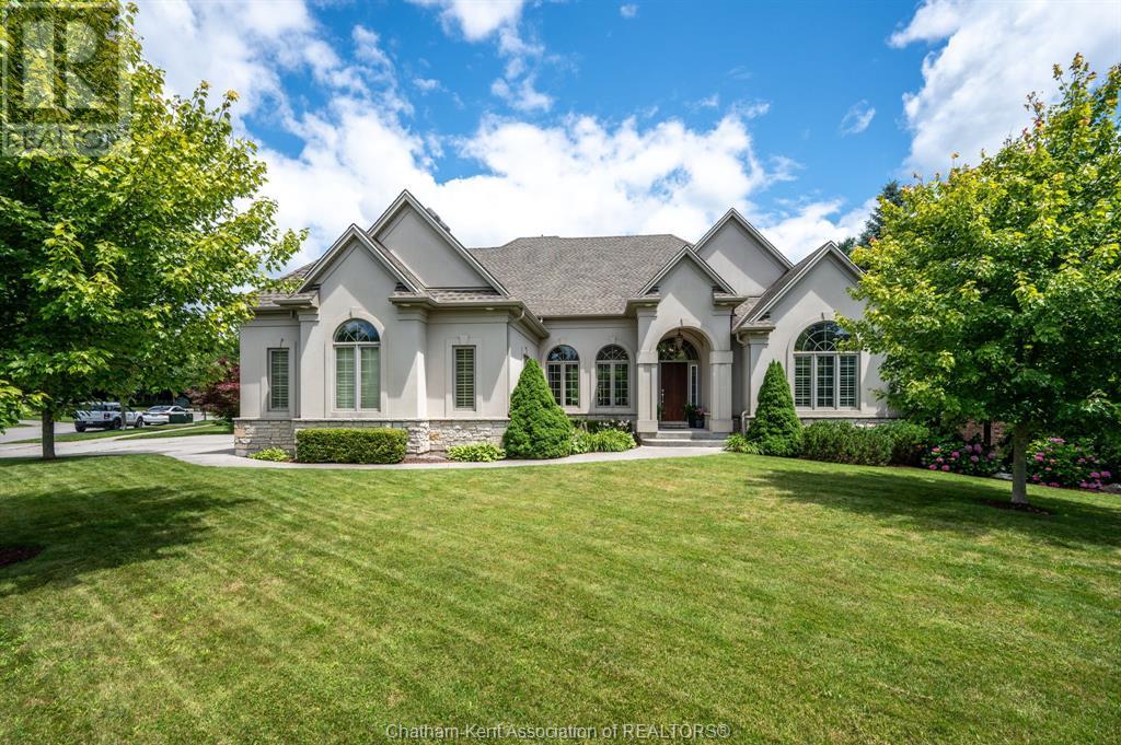 1465 Shore Rd, London, ON N6K 4Z8