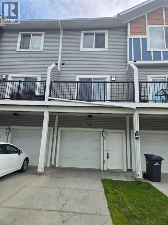 6 Stonehouse Cres NW, High River, AB T1V 1G1