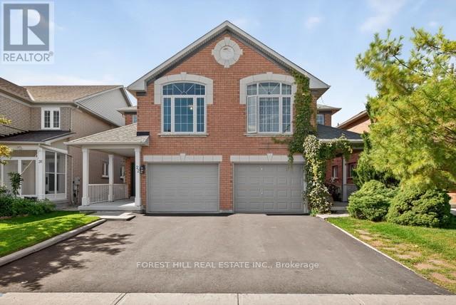 22 Baltic St, Richmond Hill, ON L4B 4H8