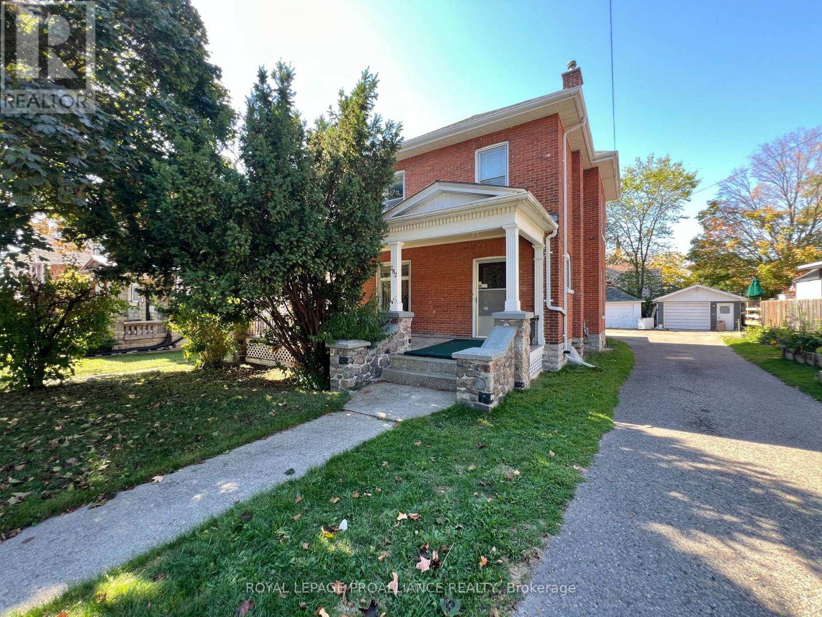 282 George St, Belleville, ON K8N 3H9