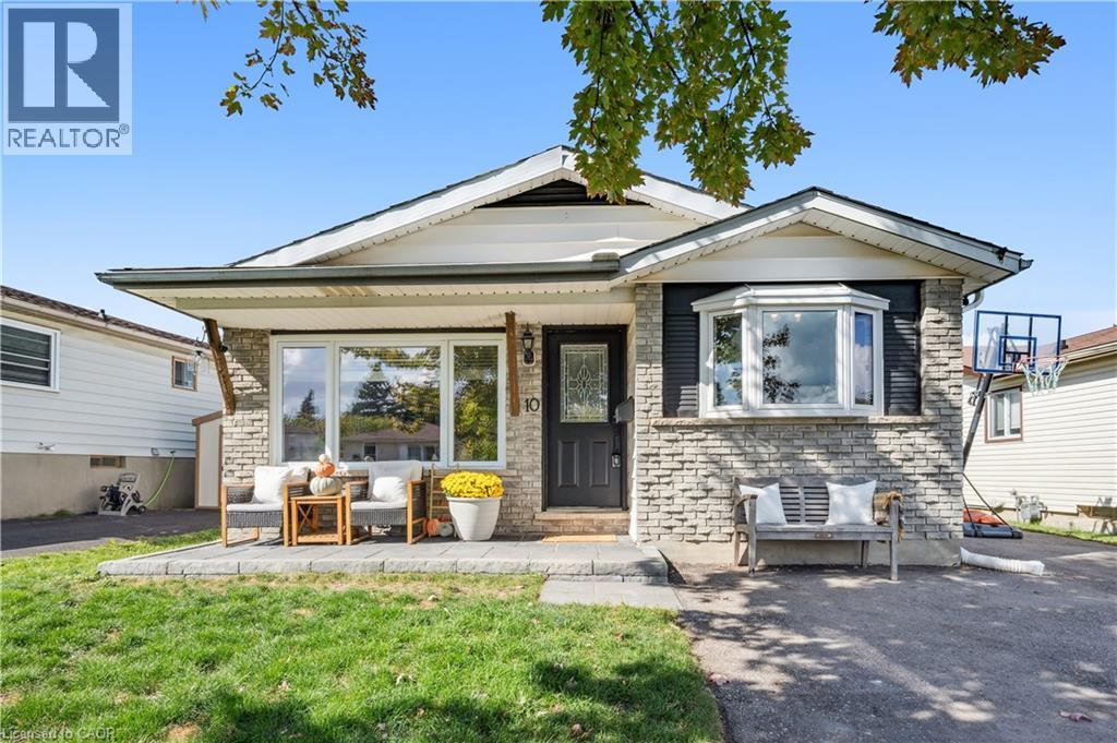 10 Broken Oak Cres, Kitchener, ON N2N 1N7