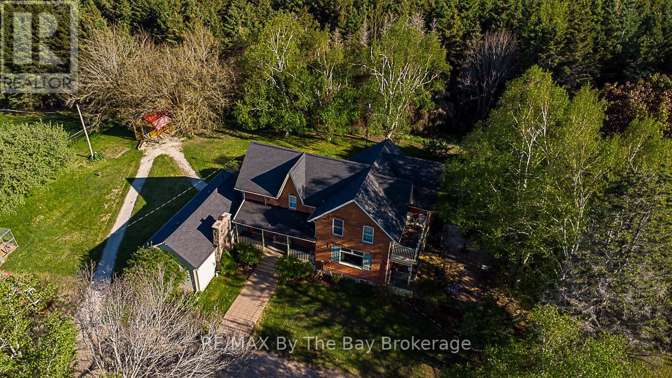 2553 County 42 Rd, Clearview, ON L0M 1S0