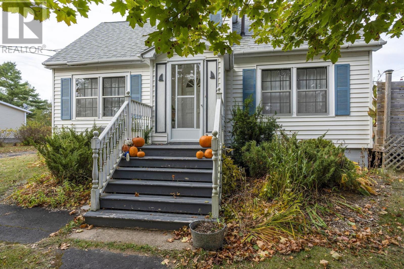 13601 Highway 1, Middleton, NS B0S 1P0