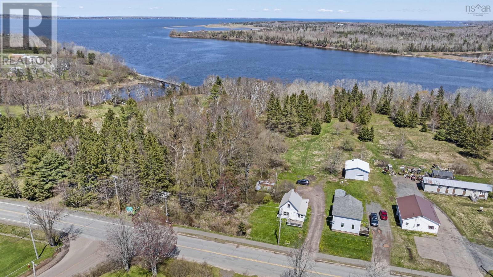 83 Main St, Tatamagouche, NS B0K 1V0