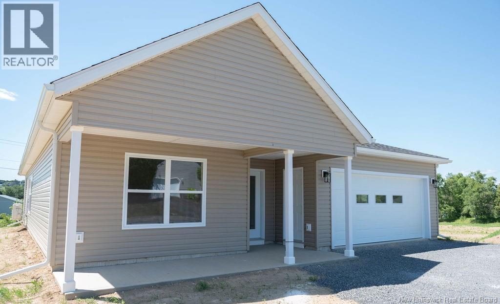 4 Norkotah St, Florenceville-bristol, NB E7L 0A4