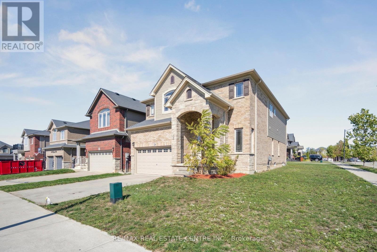 224 Pumpkin Pass, Hamilton, ON L0R 1C0