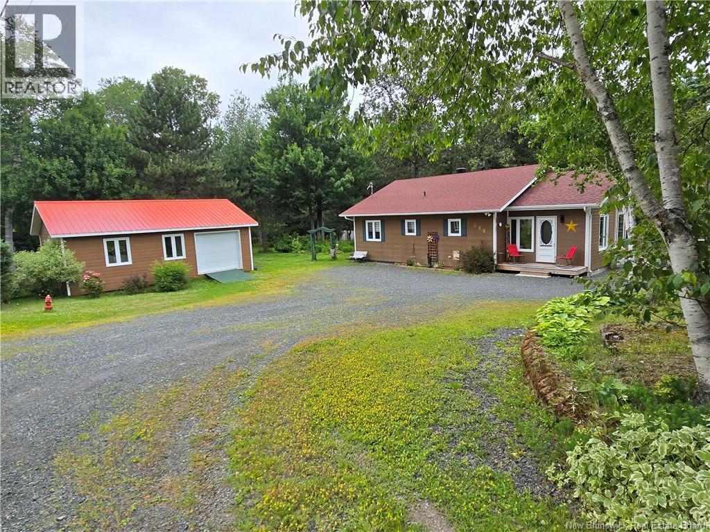 398 Linda St, Beresford, NB E8K 2C9