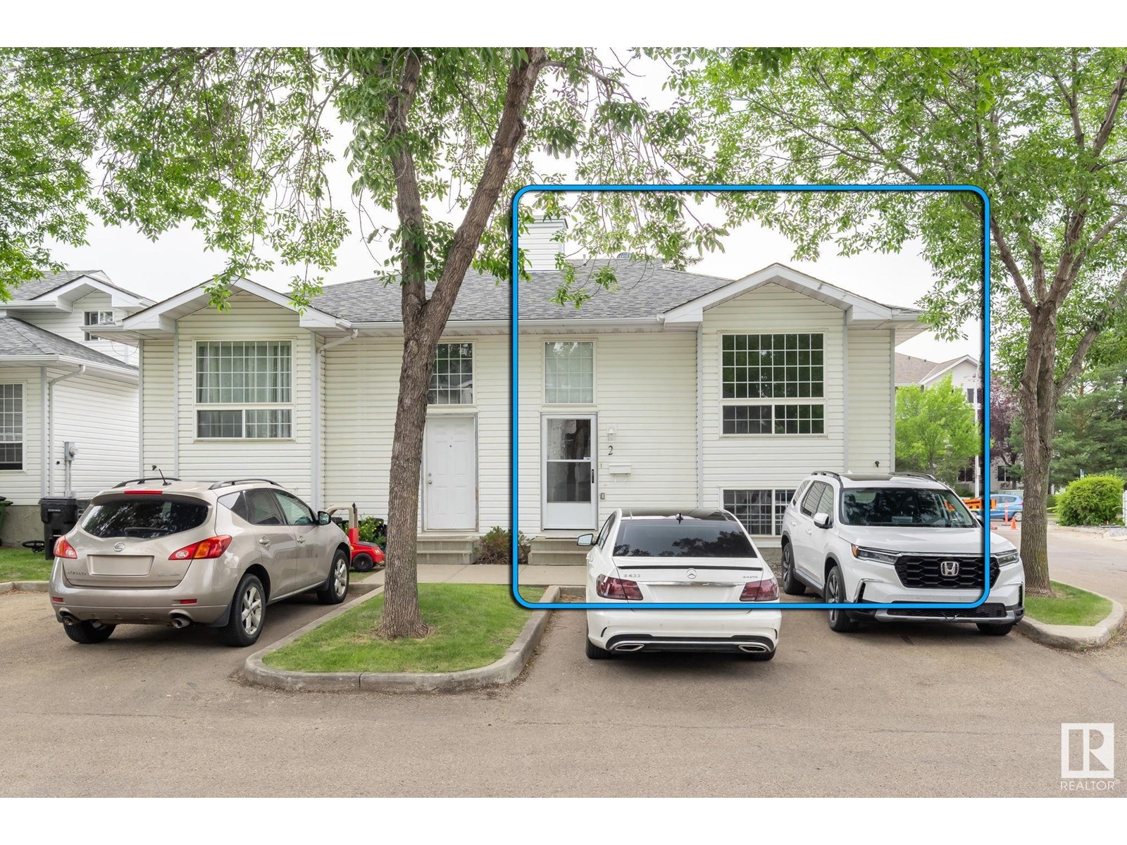 3311 58 Street Northwest #unit 2, Edmonton, AB T6L 6X3