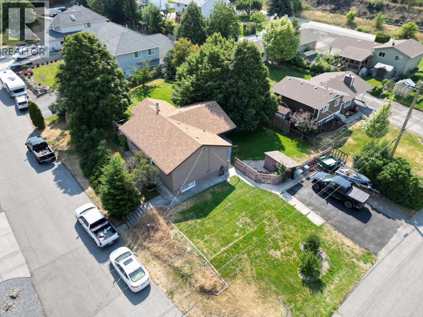 160 Pump Rd, Kamloops, BC V2C 4Y6