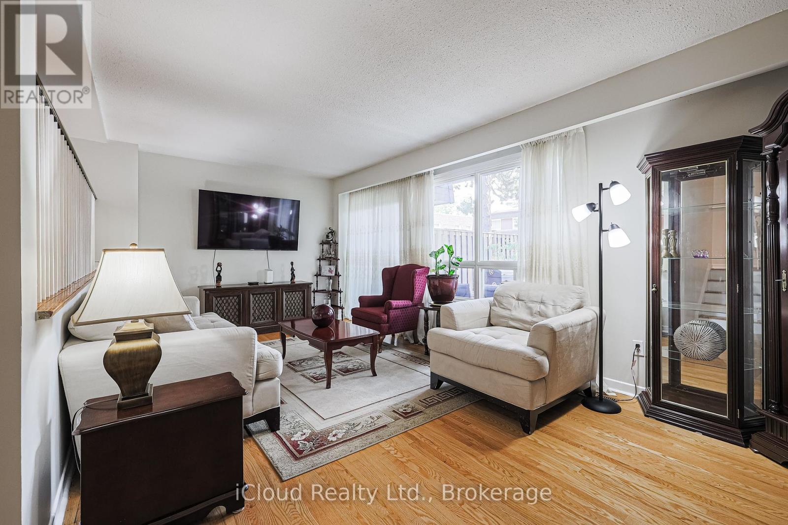 53 1667 Albion Rd, Toronto, ON M9V 1B7