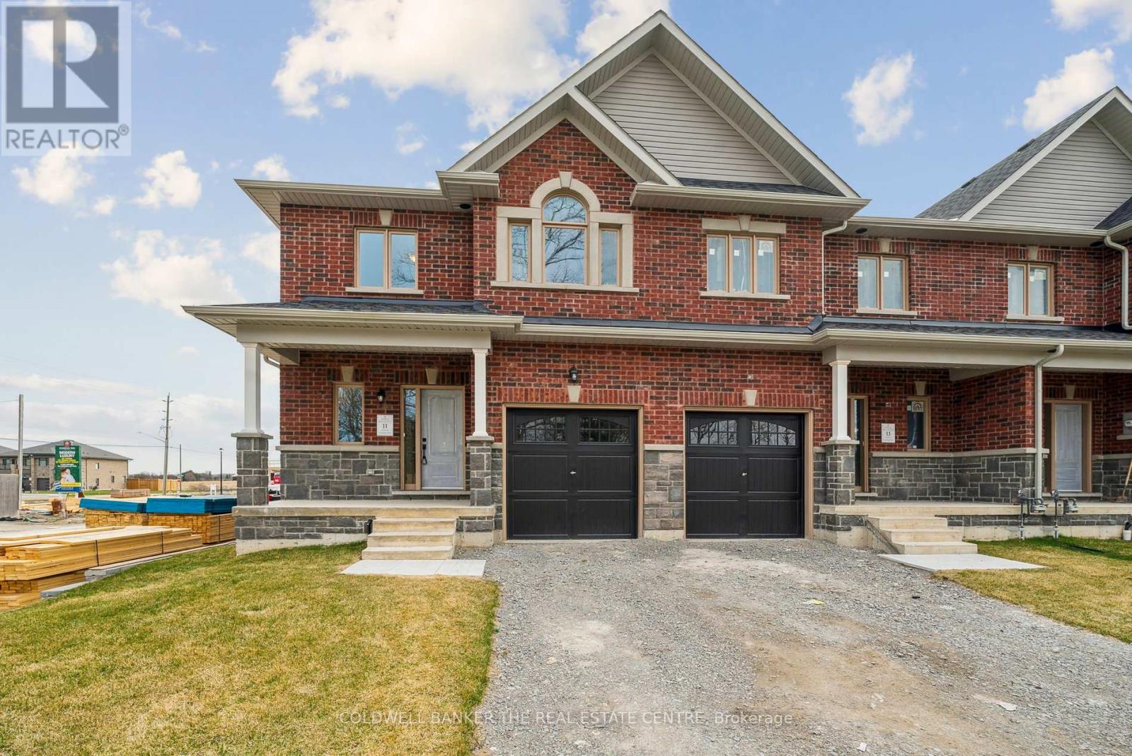 11 Hildred Cushing Way, Uxbridge, ON L9P 0S1