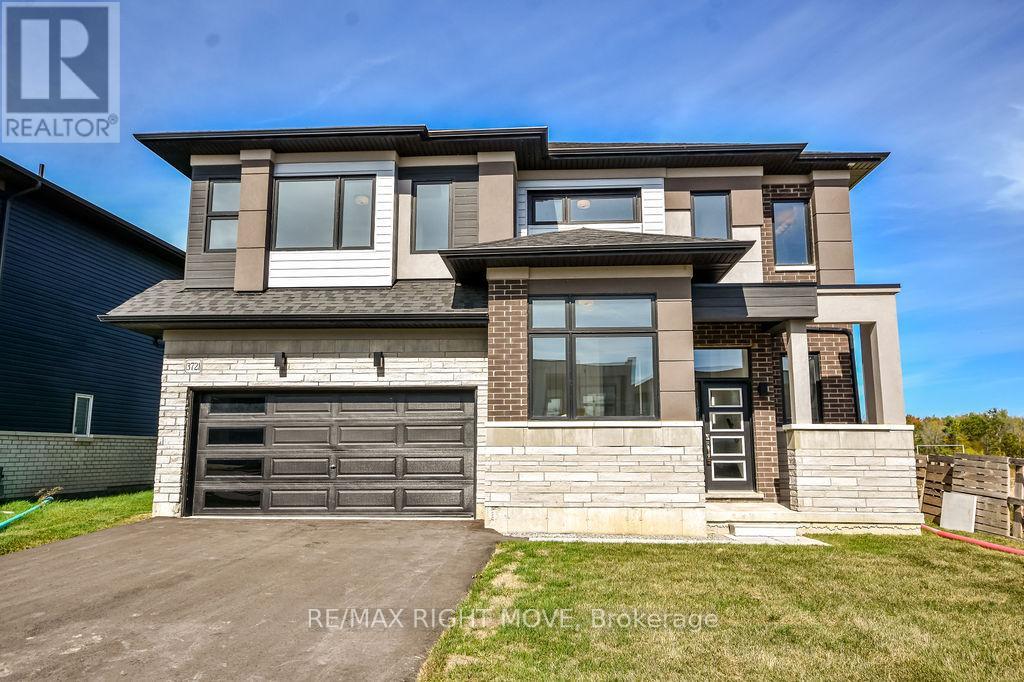 3721 Quayside Dr, Severn West Shore, ON L3V 8M9