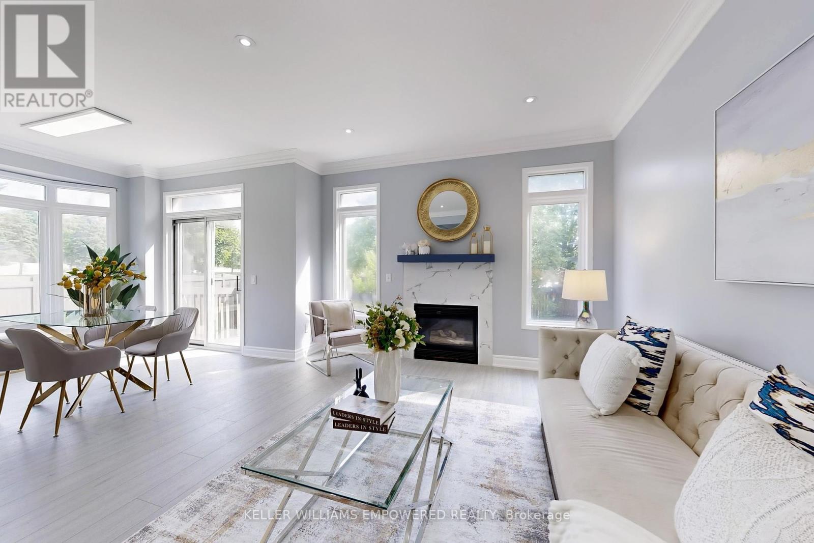 71 Mansfield Ln, Markham, ON L3P 7S7