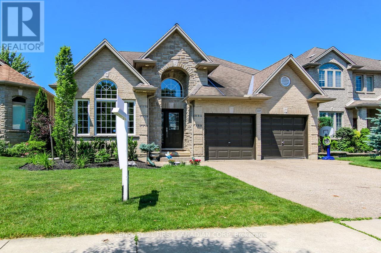 1447 Kains Woods Ter, London, ON N6K 4Z6