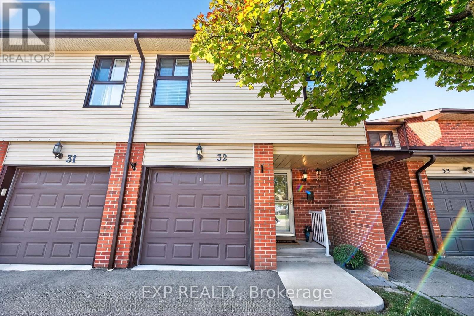 32 Collins Cres, Brampton, ON L6V 3M9