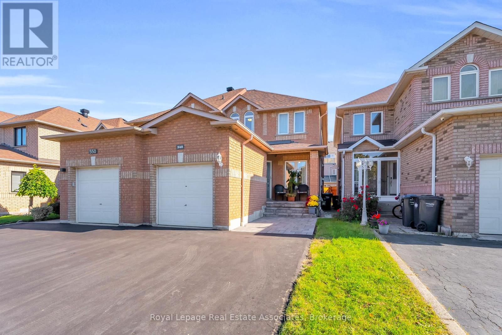 548 Leatherleaf Dr, Mississauga Hurontario, ON L4Z 3Y5