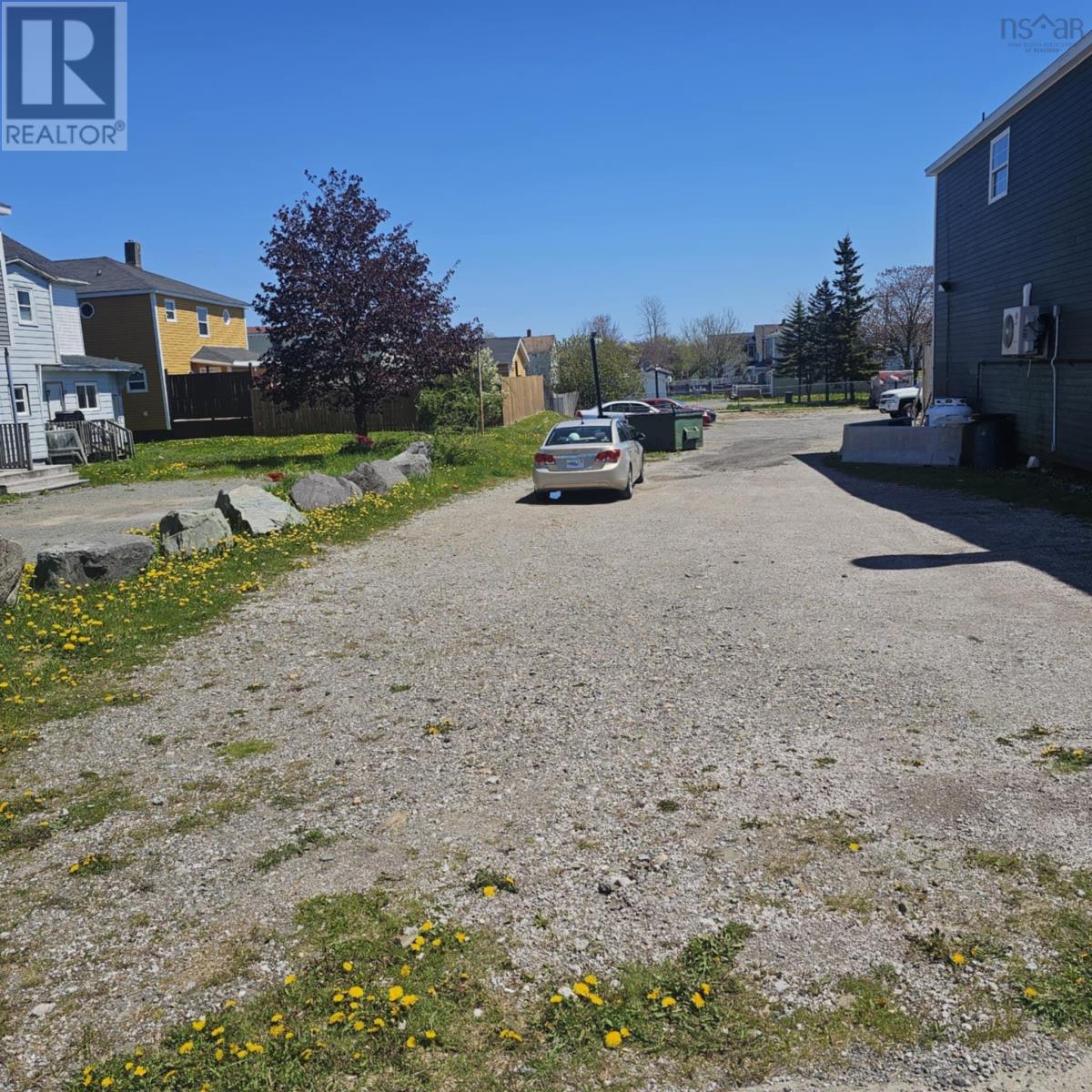 730 Victoria Rd, Sydney, NS B1N 1J4