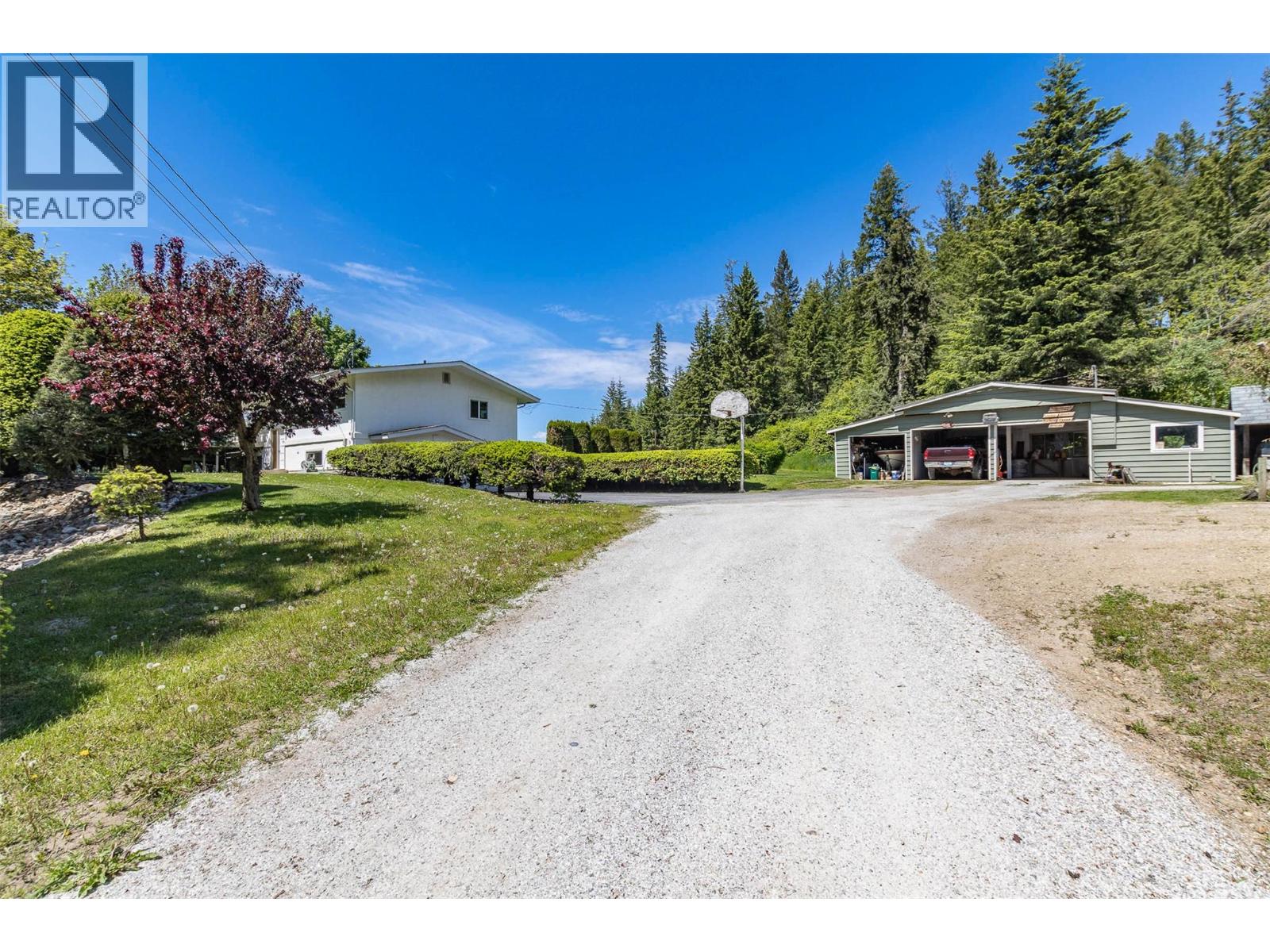 10 Avenue Se Unit 3851, Salmon Arm, BC V1E 1W7