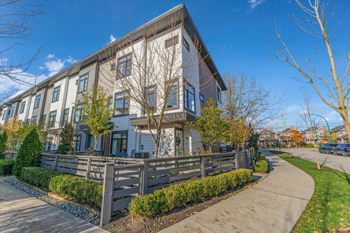 7127 193a Street Unit 30, Surrey, BC V4N 0B8