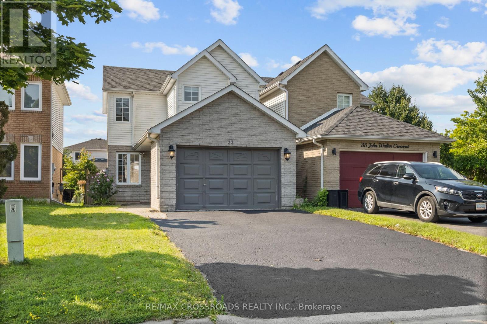 33 John Walter Cres, Clarington, ON L1E 2W6