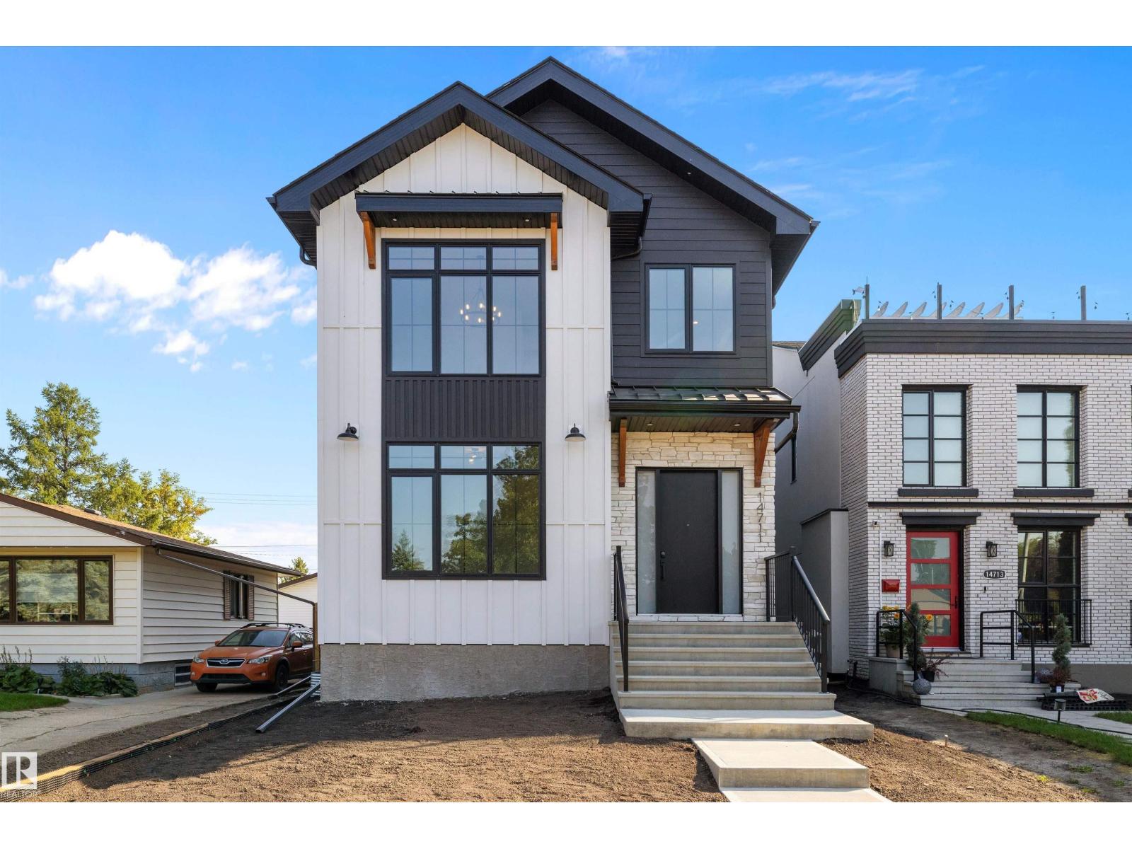 88 Av Nw Unit 14711, Edmonton, AB T5R 4J9