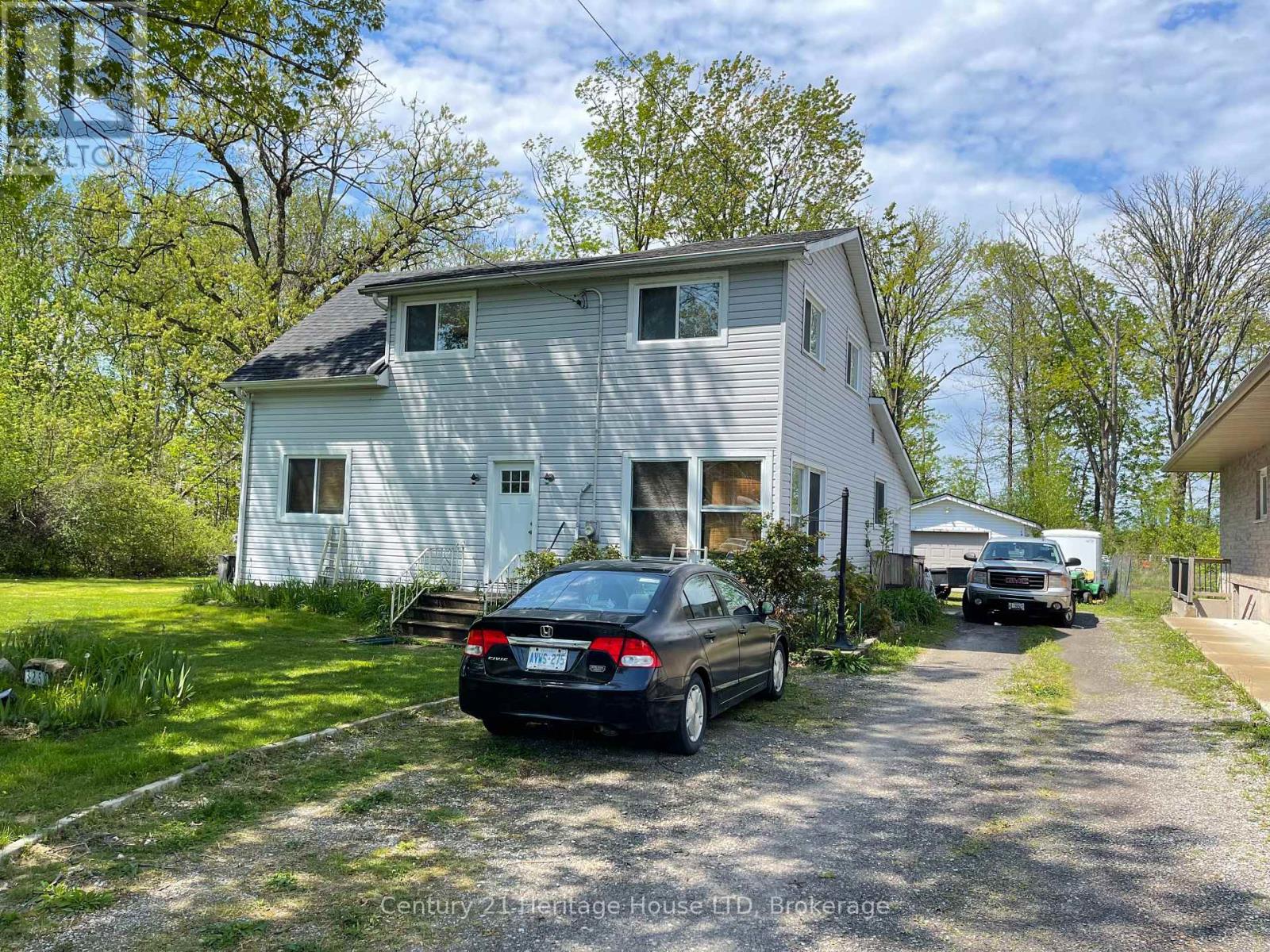 3250 Grove Ave, Fort Erie, ON L0S 1N0