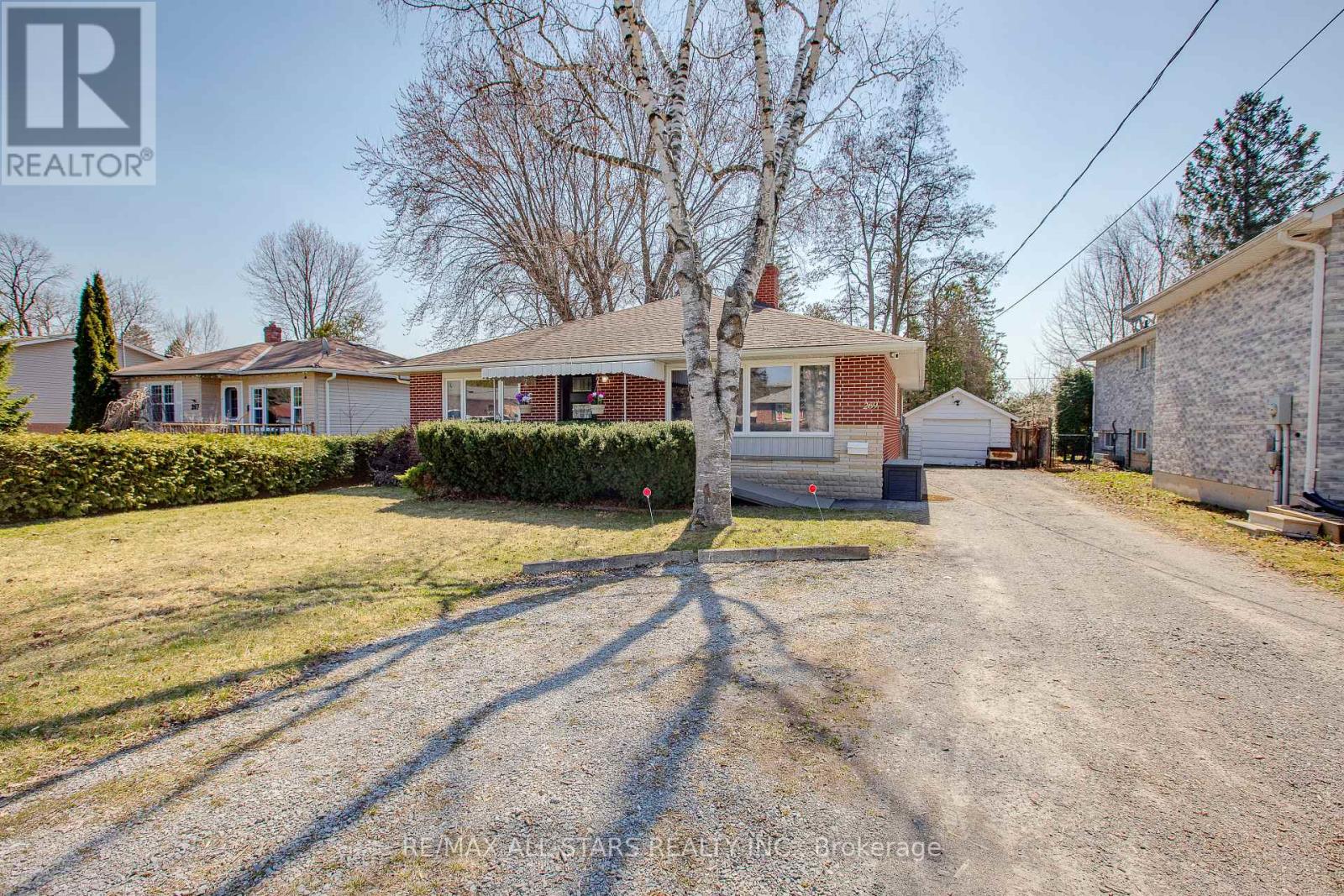 269 Rayners Rd, Georgina, ON L4P 1G5