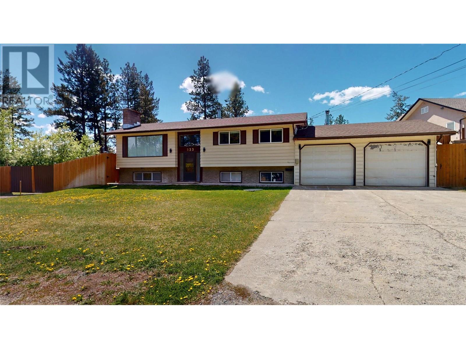 533 Woodland Dr NW, Cranbrook, BC V1C 6V2
