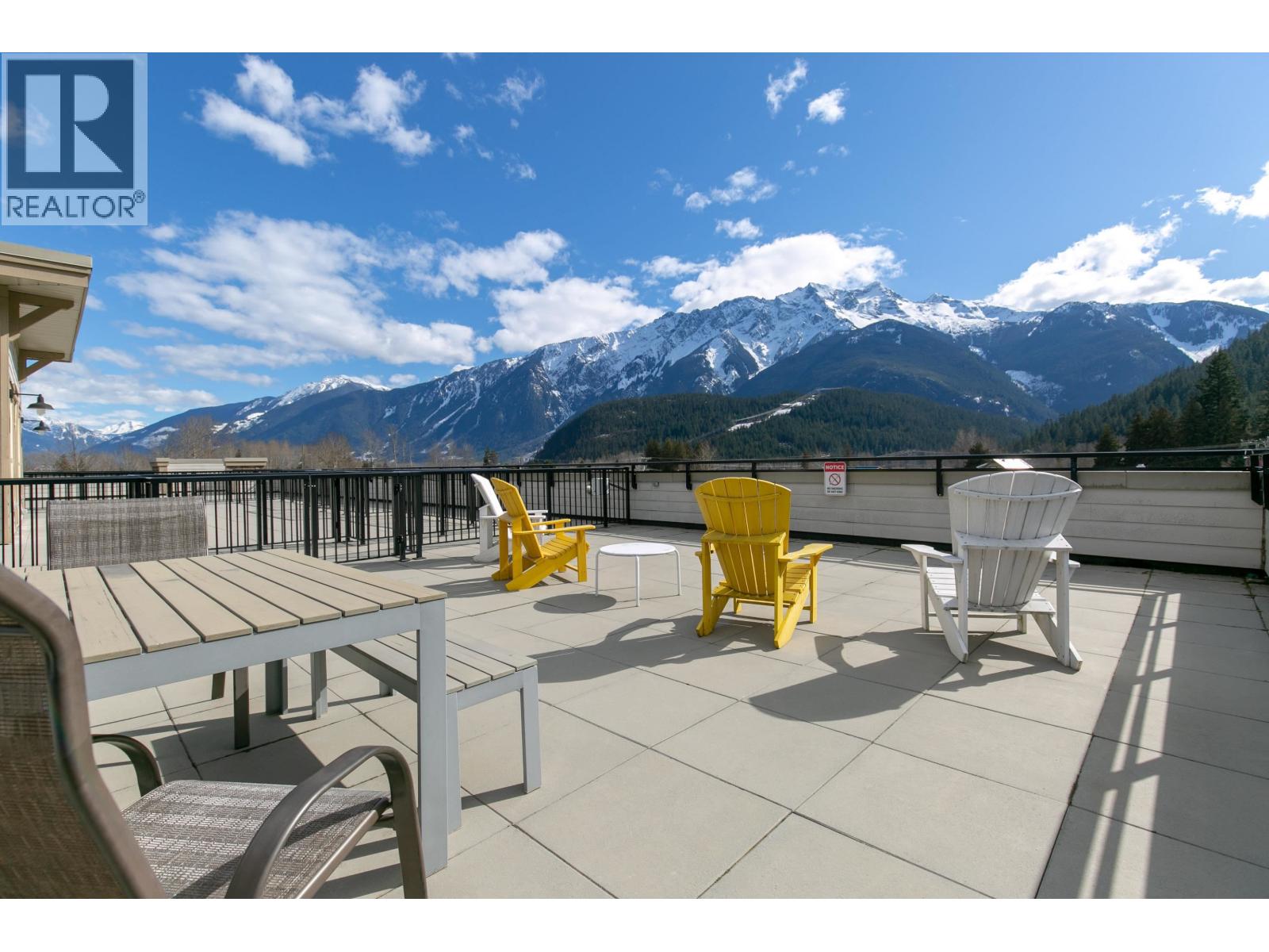 7445 Frontier Street Unit 209, Pemberton, BC V0N 2L1