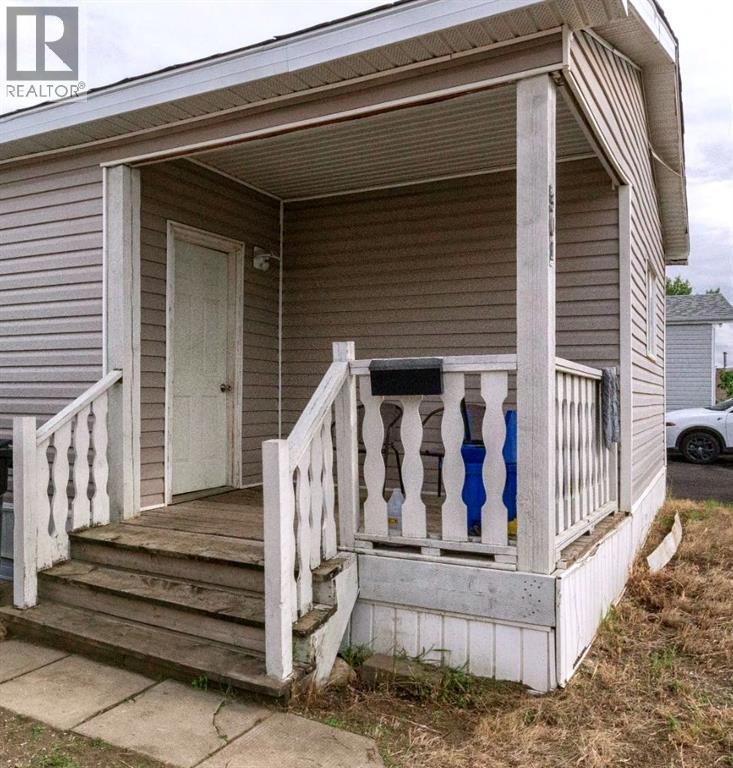 301 Grenfell Cres, Fort Mcmurray, AB T9H 2M6