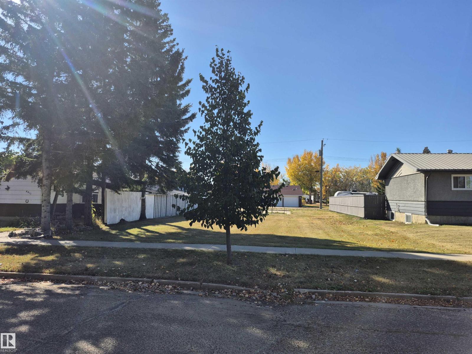 53 Av Unit 4815, Viking, AB T0B 4N0