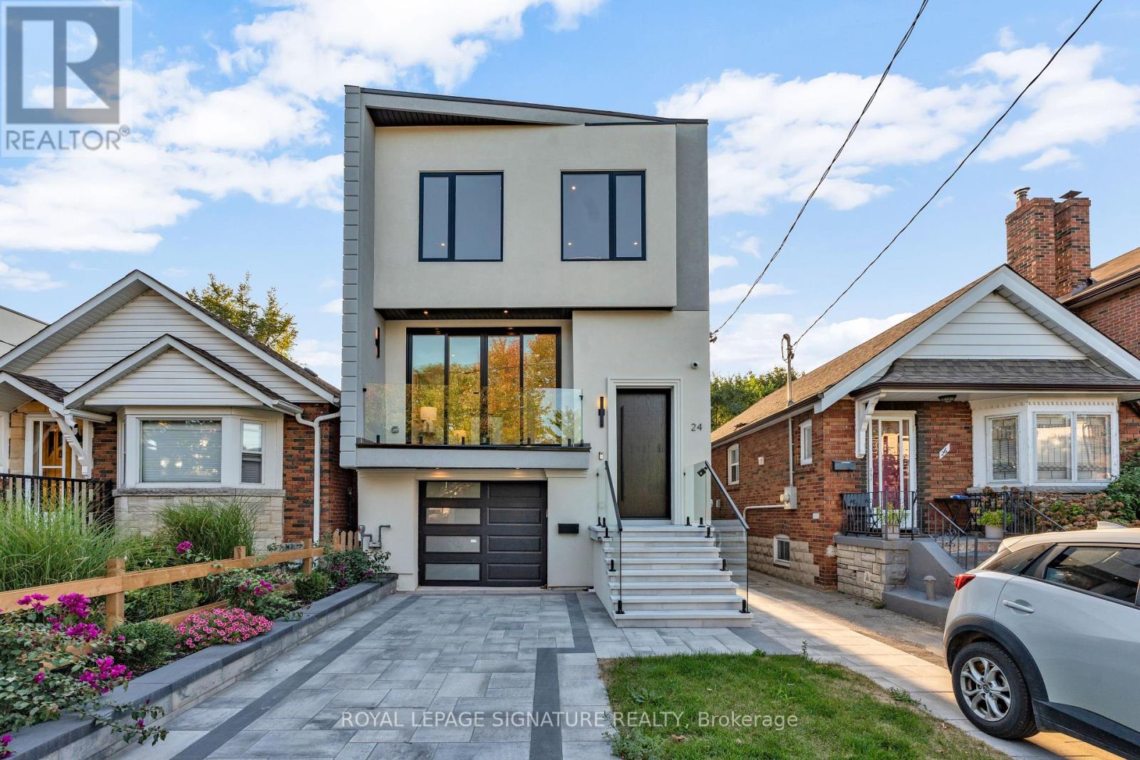 24 Elmsdale Rd, Toronto, ON M4J 3M4