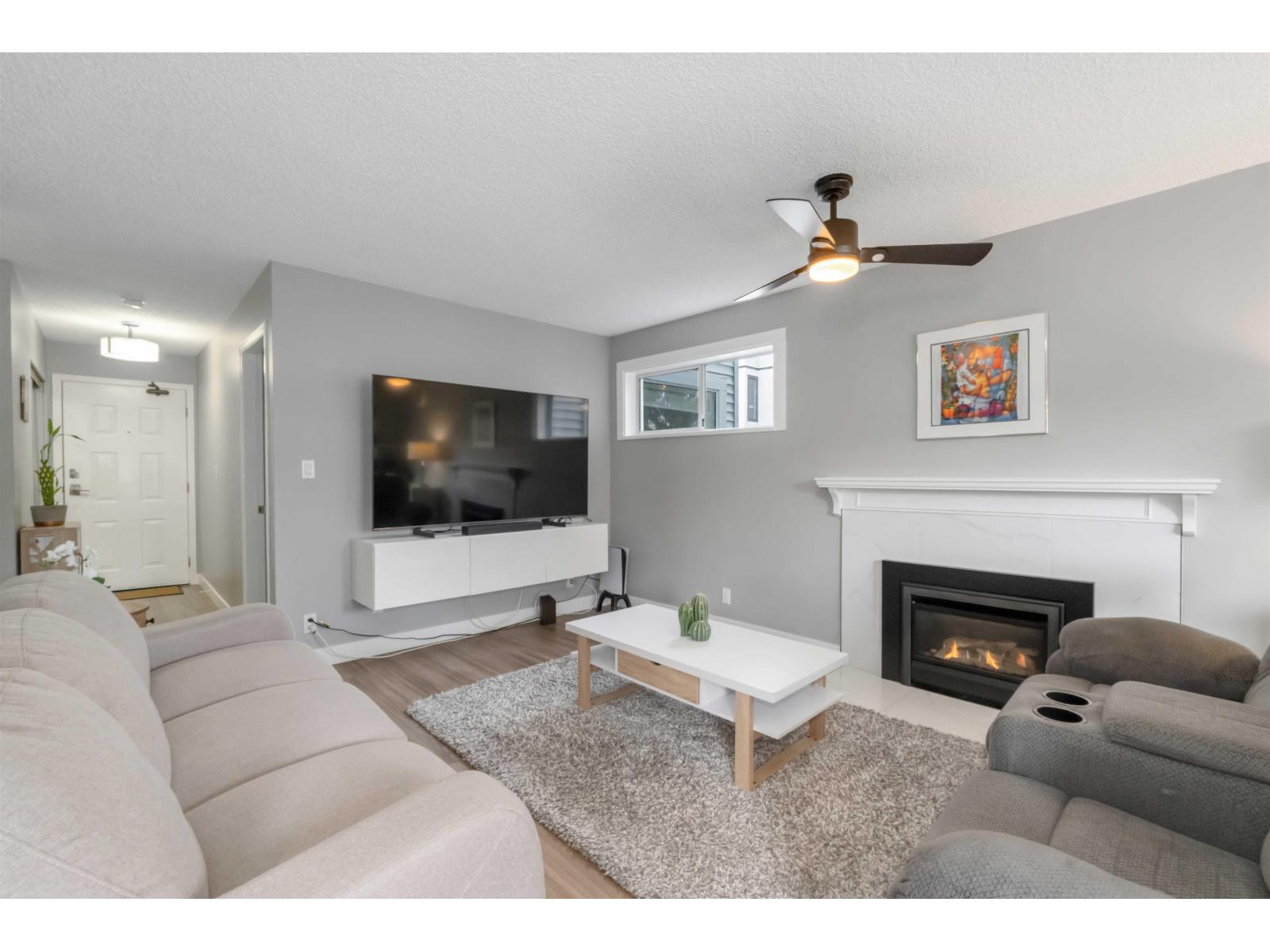 1473 Blackwood Street Unit 205, White Rock, BC V4B 3V6