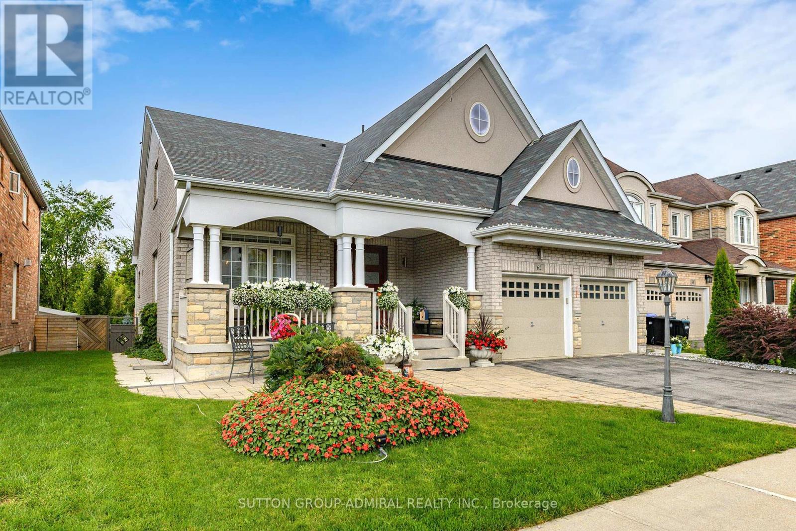 62 Waterton Way, Bradford West Gwillimbury, ON L3Z 3B9