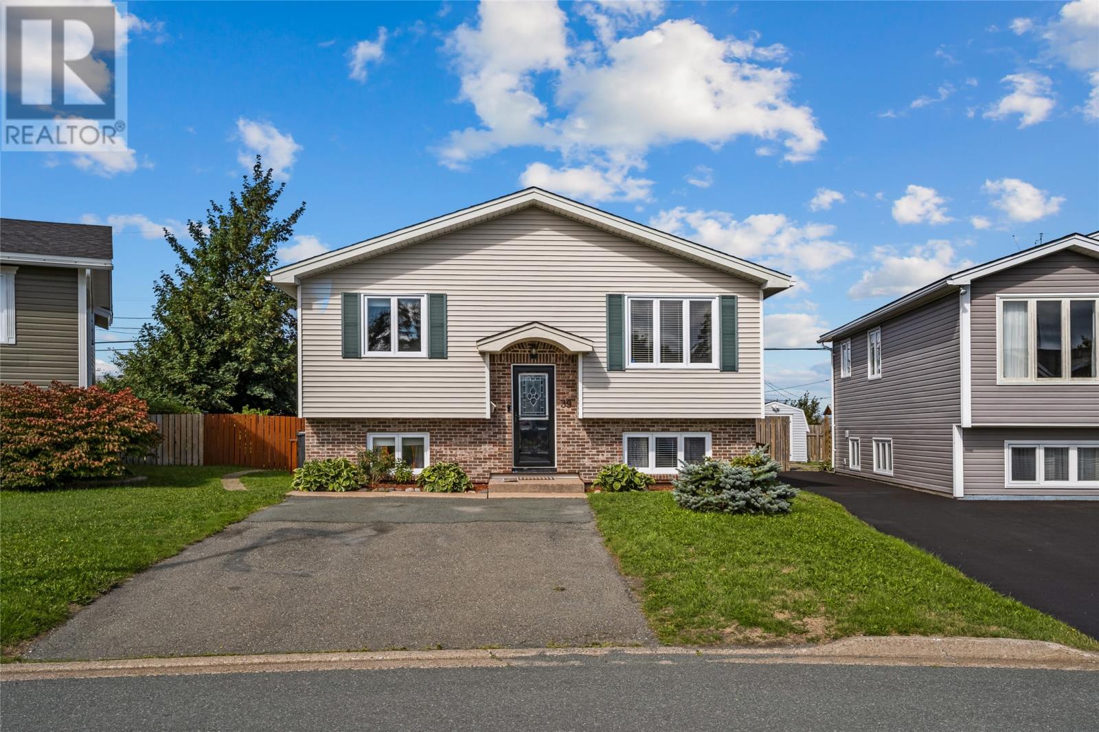 39 Mcgrath Cres, Mount Pearl, NL A1N 4H1