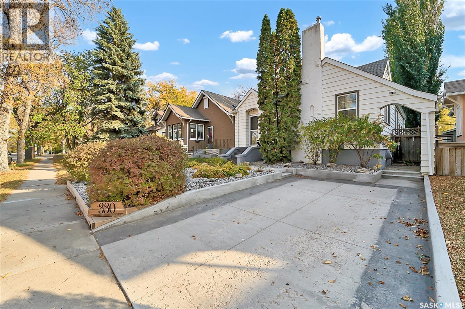 330 8 Street East, Saskatoon, SK S7H 0P5