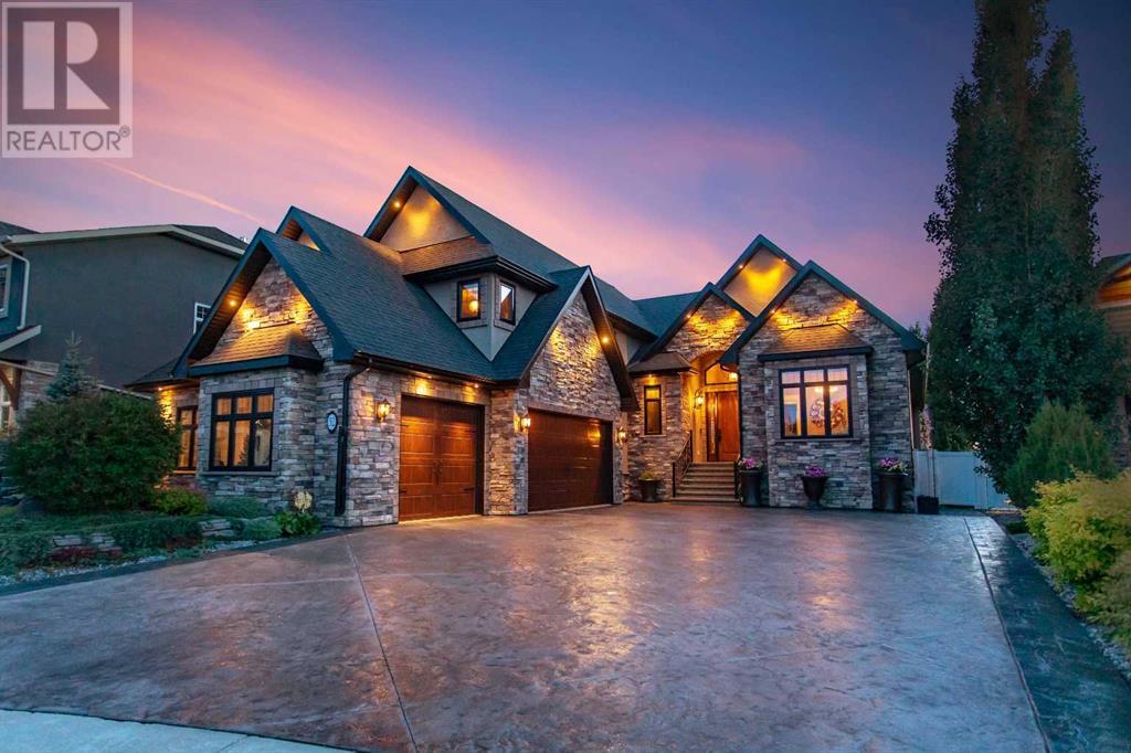 32 Sagewood Close, Red Deer, AB T4R 0M5