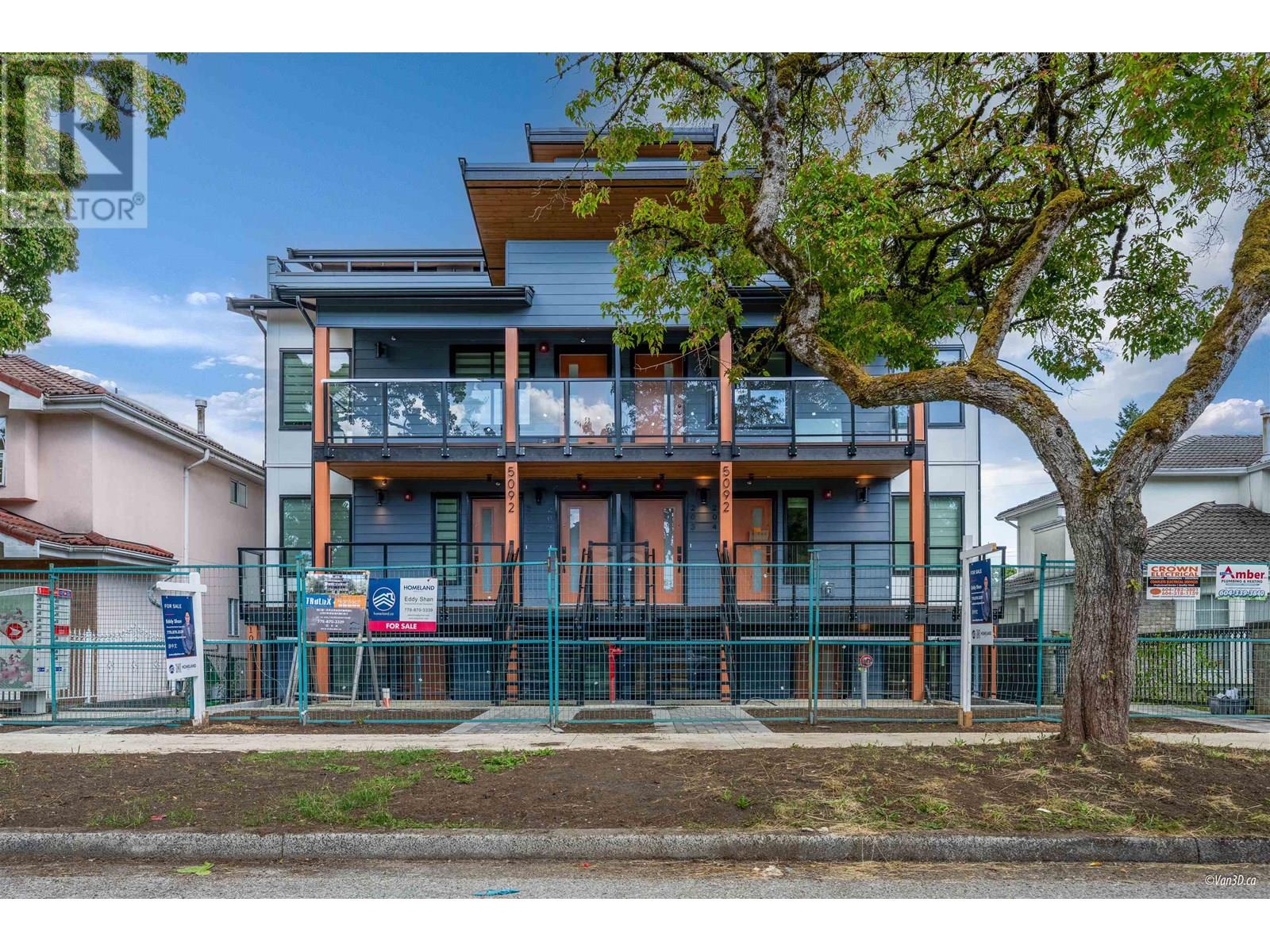 5092 Slocan Street Unit 203, Vancouver, BC V5R 2A5