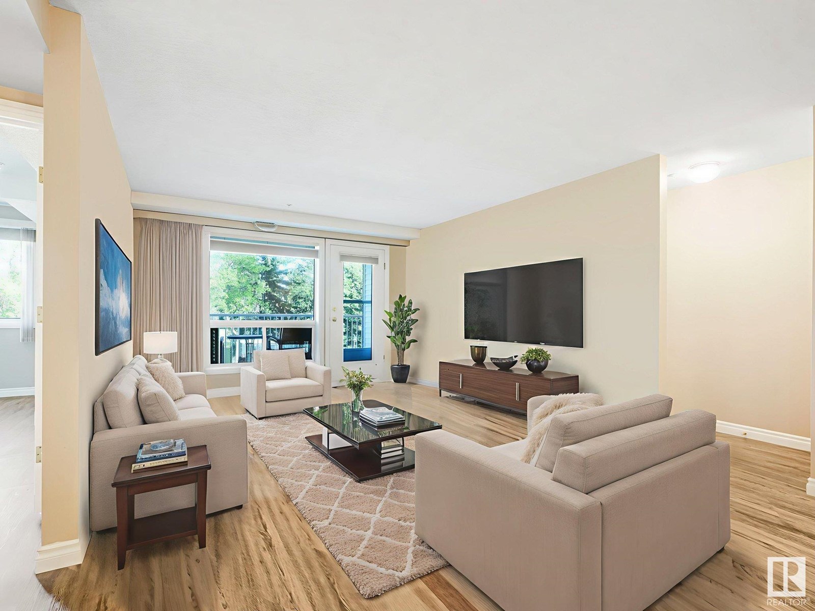 6220 Fulton Road Northwest #211, Edmonton, AB T6A 3T4