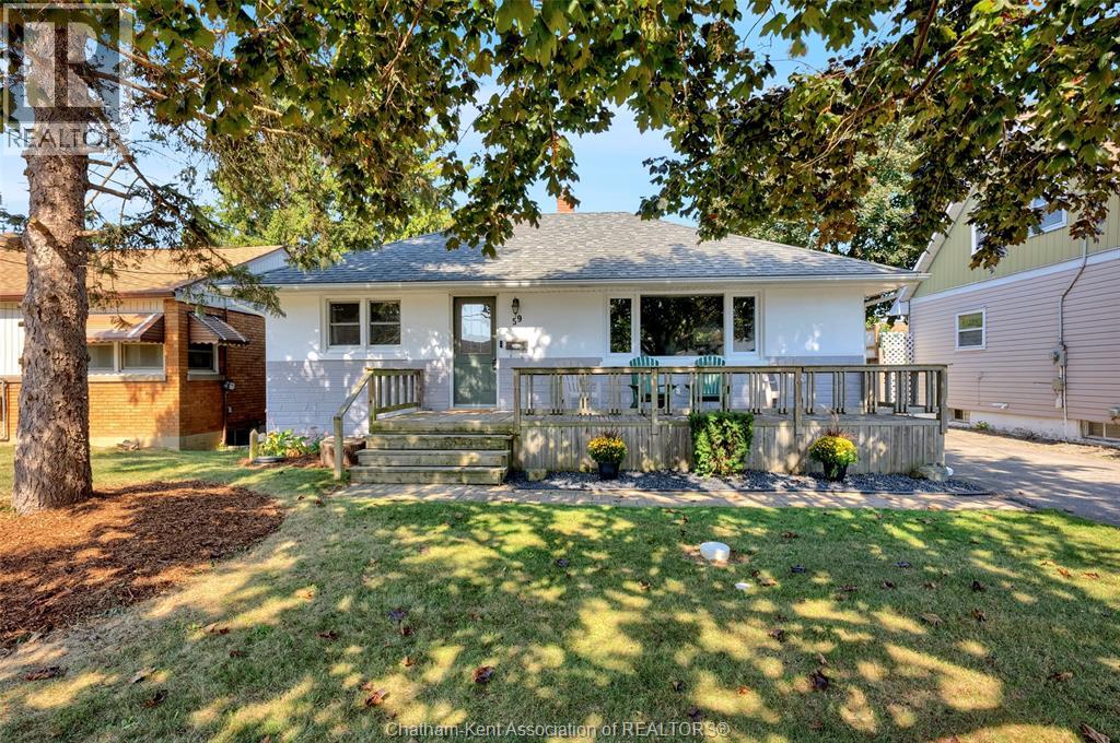 59 Eugenie St, Chatham, ON N7M 3Y9