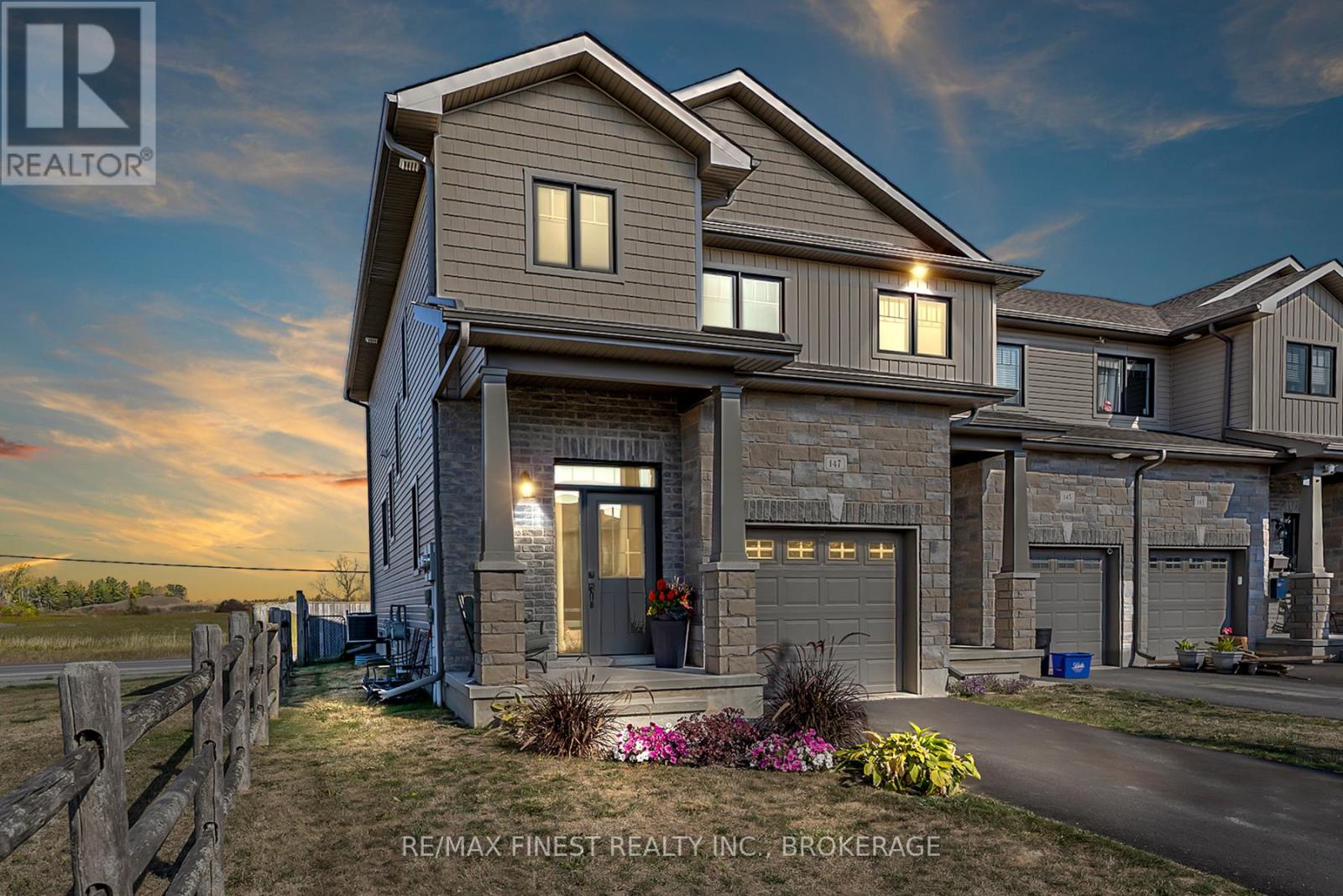 147 Simurda Ct, Loyalist Amherstview, ON K7N 0A8