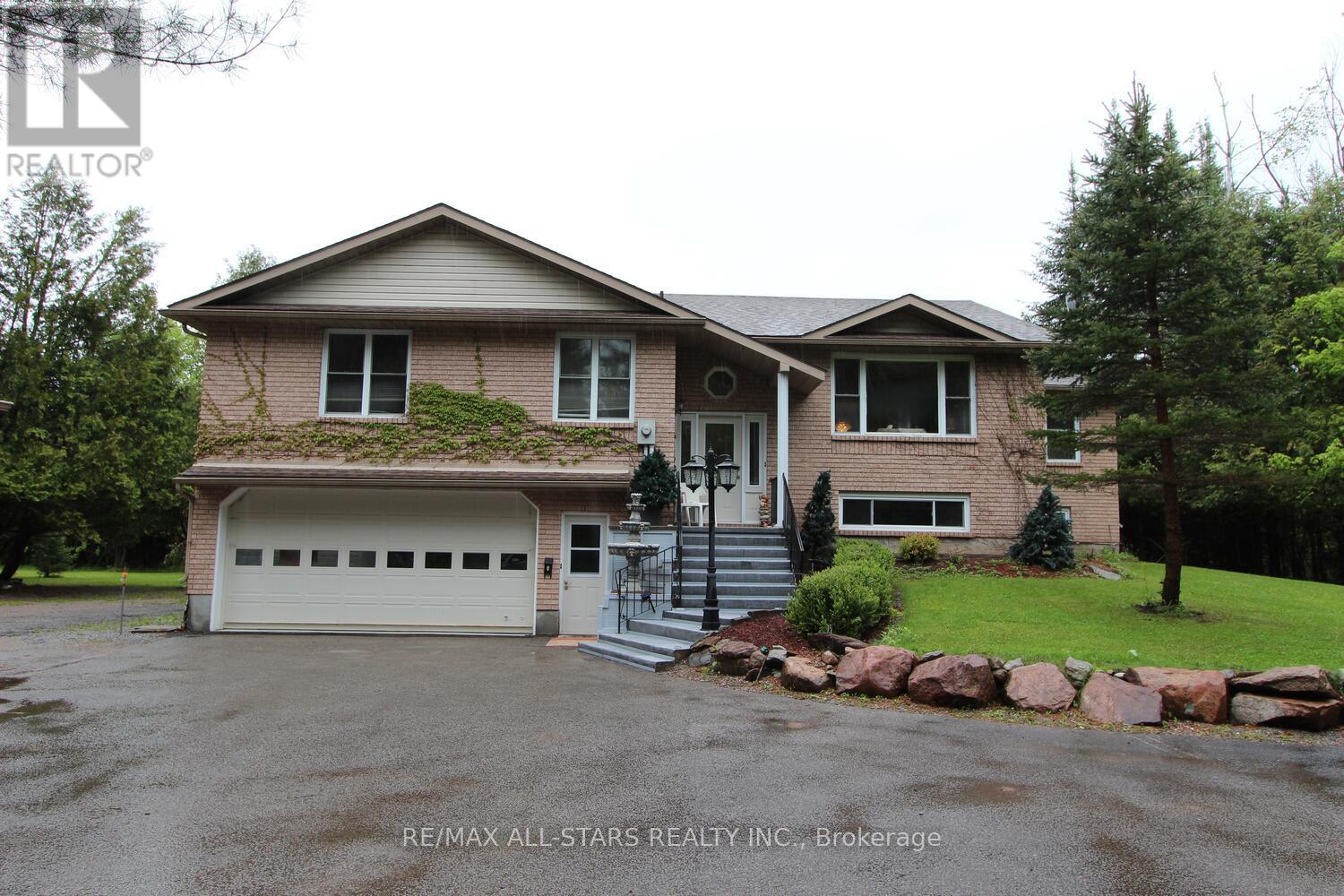 33 Tates Bay Rd, Trent Lakes, ON K0M 1A0