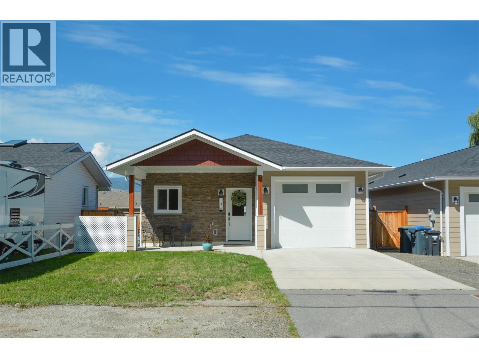 11416 Adams Ave, Summerland, BC V0H 1Z2