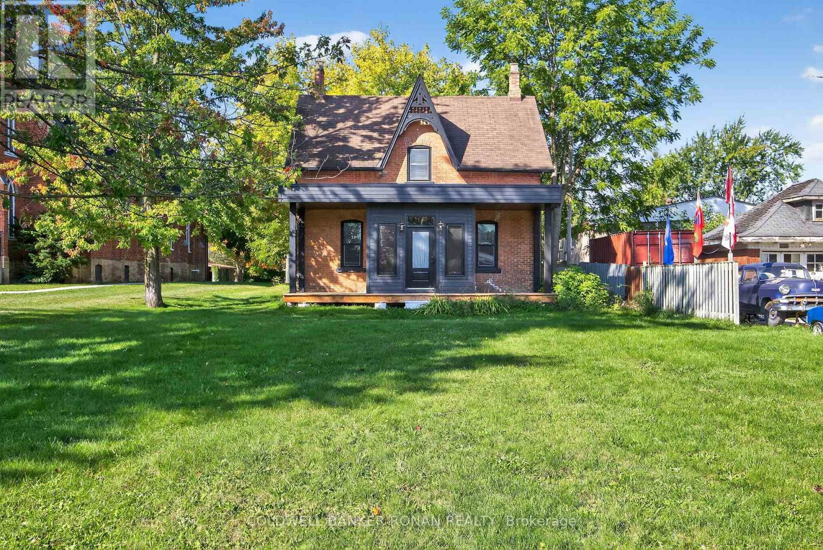 76 Queen St N, New Tecumseth, ON L0G 1W0