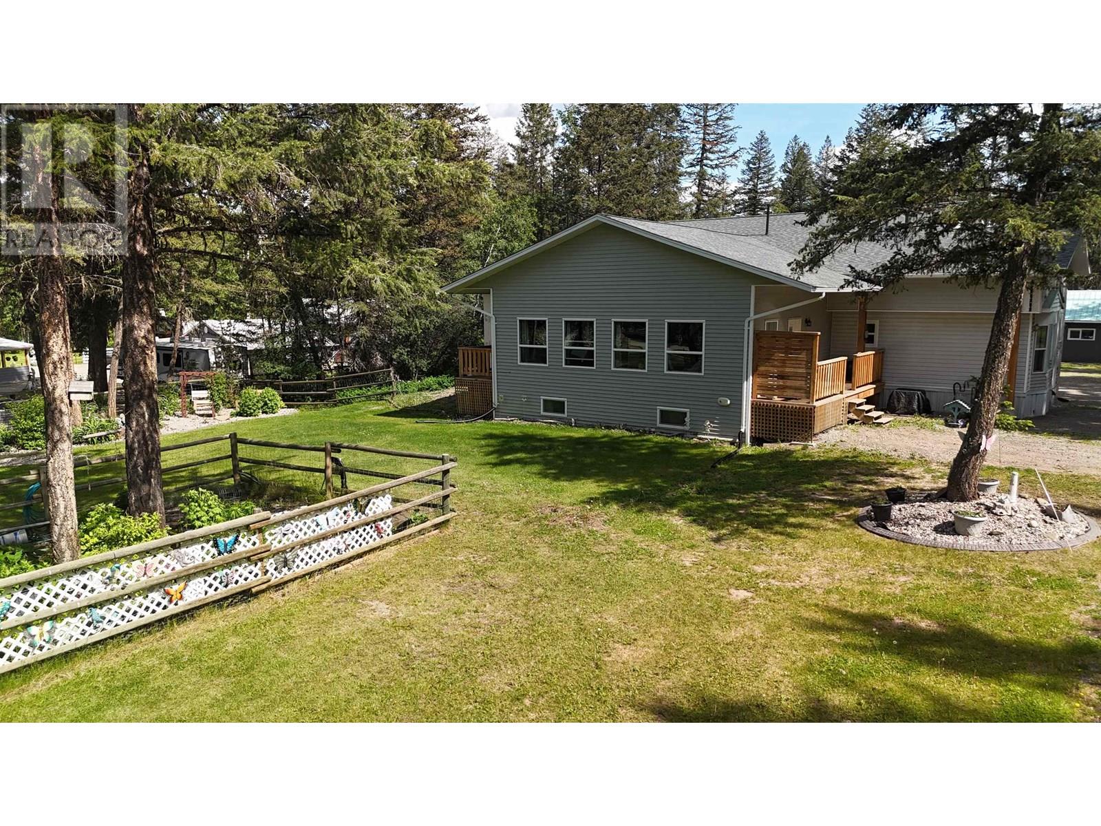 3078 Heinie Place, 150 Mile House, BC V0K 2G0