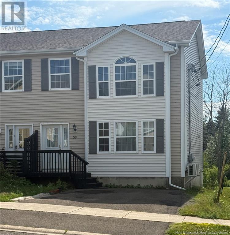 30 Gagnon Dr, Moncton, NB E1A 0A5