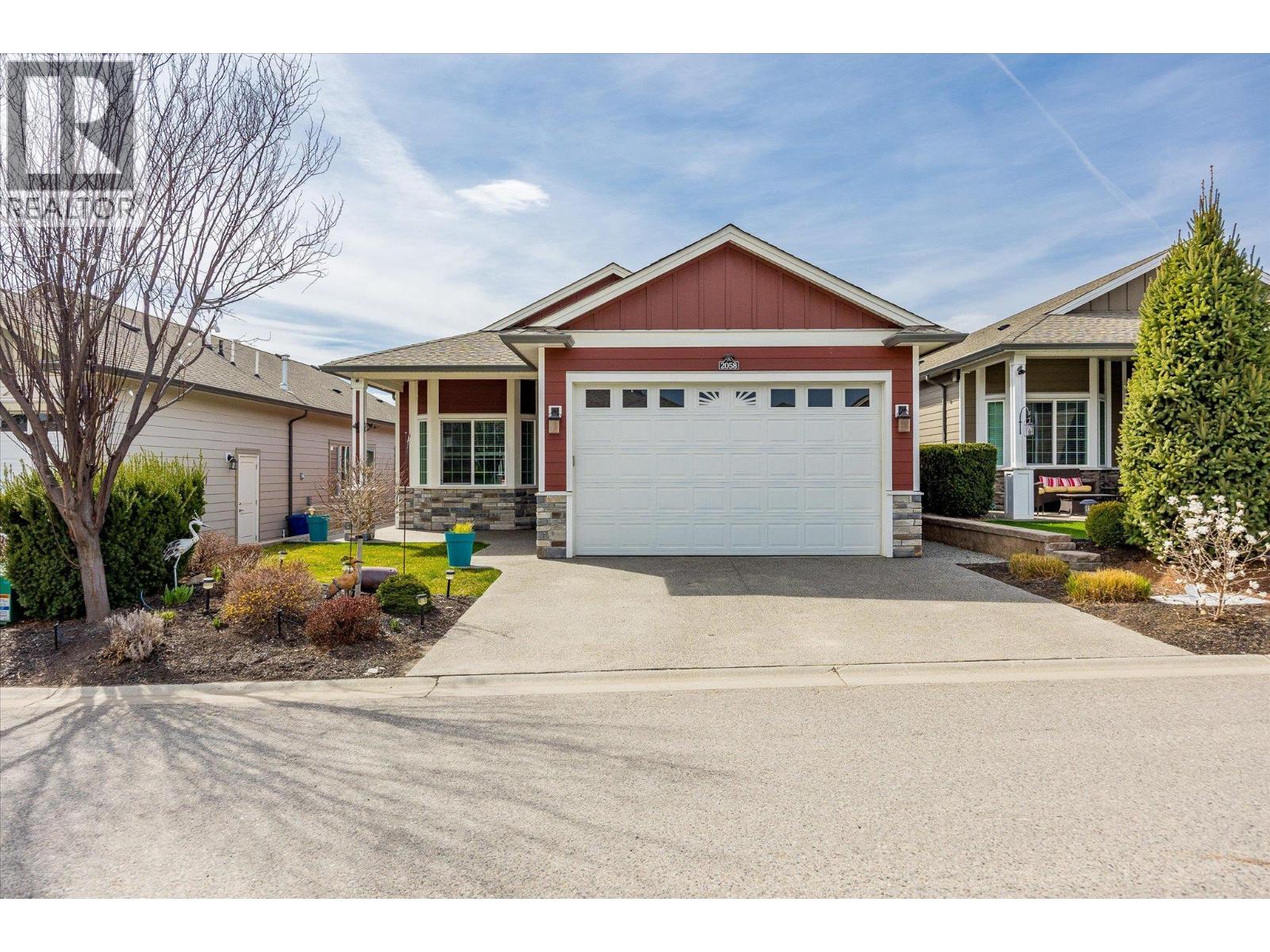 2058 Aspen Dr, West Kelowna, BC V4T 3A5