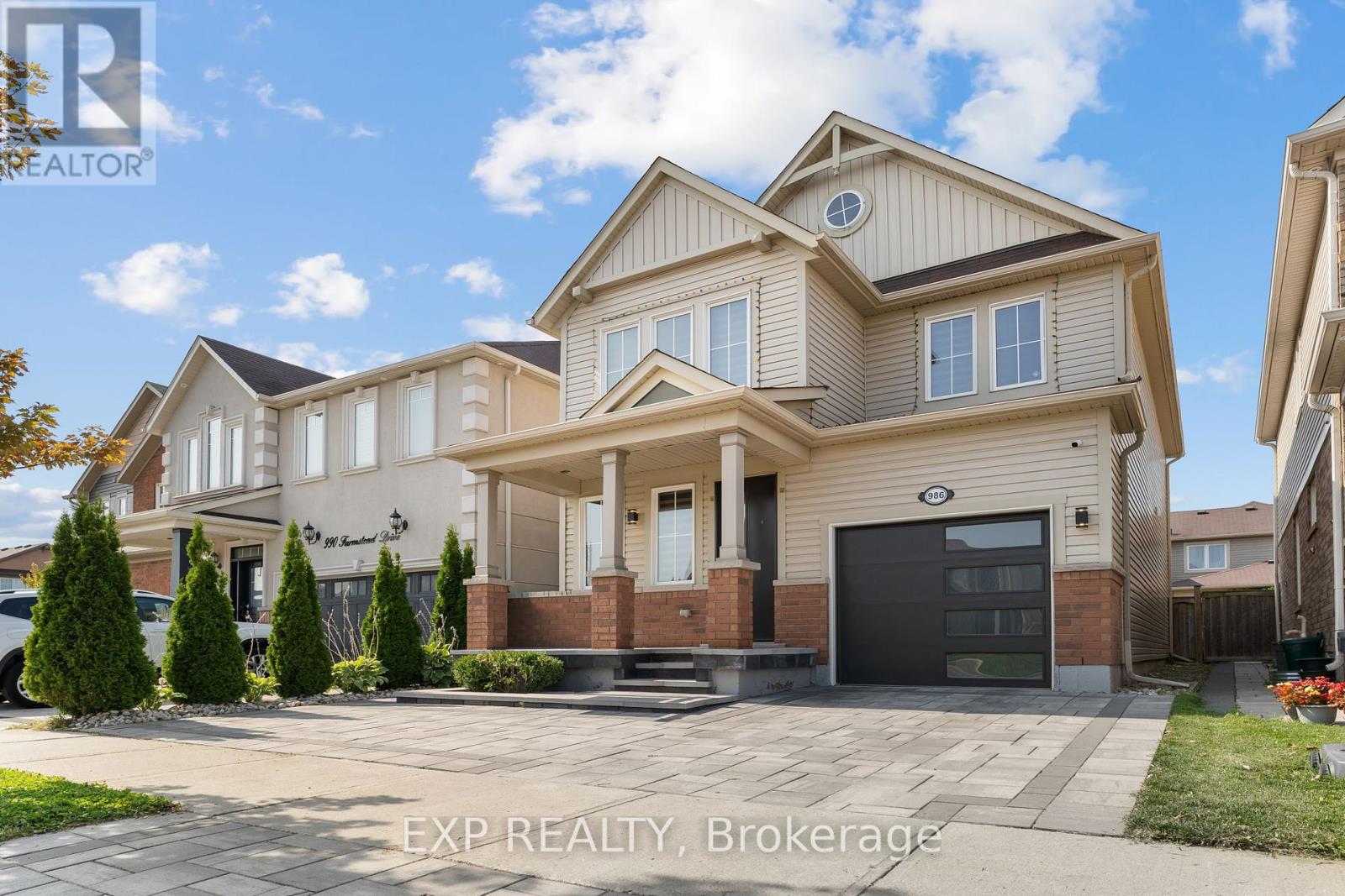 986 Farmstead Dr, Milton, ON L9T 8J1