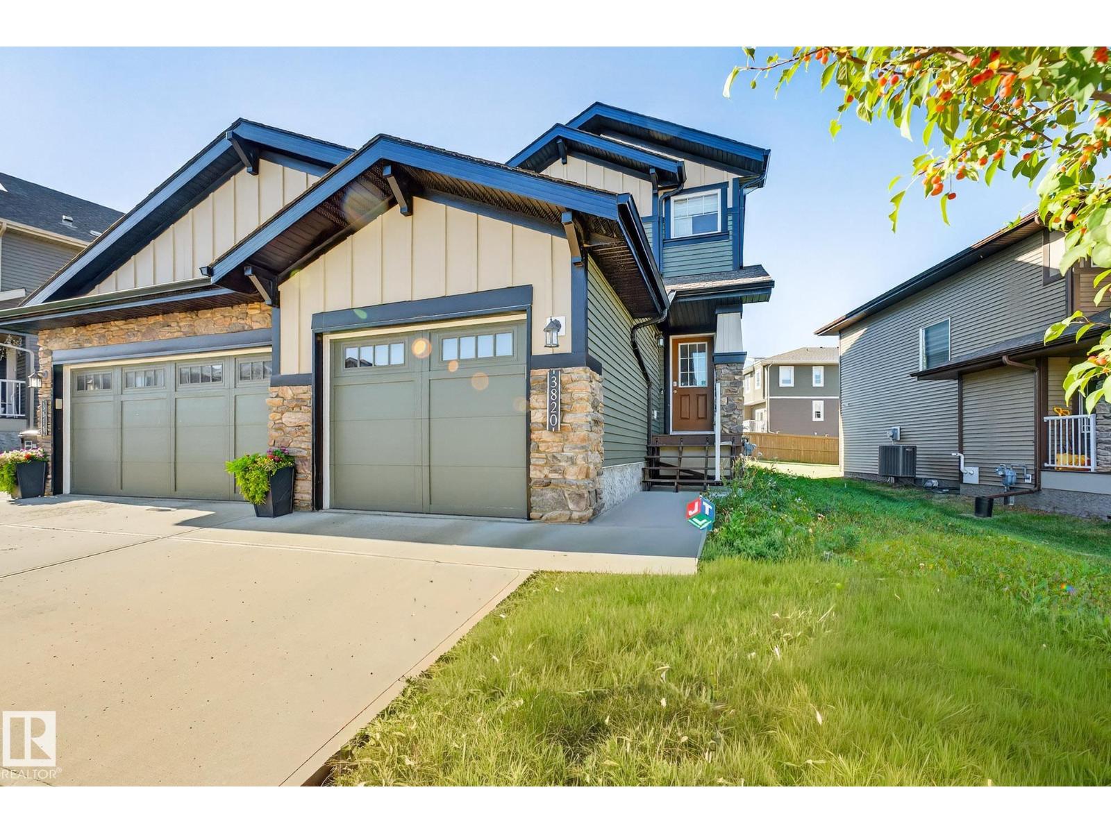 3820 Weidle Cr SW, Edmonton, AB T6X 2E4