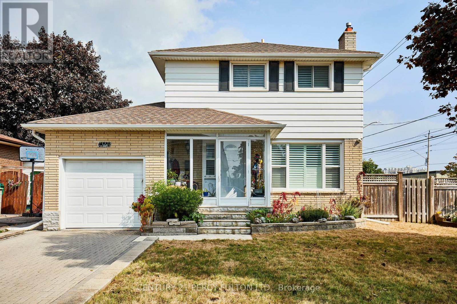1349 Somerville St E, Oshawa, ON L1G 4L3